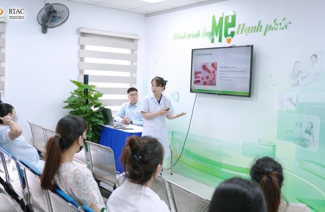 Lớp học tiền sản Tiêm chủng đúng cách - Bảo vệ mẹ, vững vàng cho bé khép lại với thật nhiều cảm xúc