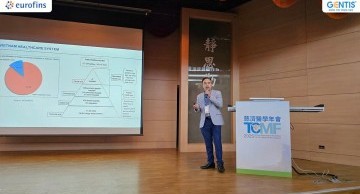 Tiến sĩ Phạm Đình Minh báo cáo tại Hội nghị Y sinh học Tzu Chi - Academia Sinica lần thứ 7