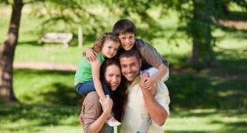 Người mẹ có cần tham gia vào xét nghiệm hay không?