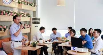 Hội Hỗ trợ Sinh sản Hà Nội tổ chức thành công IVF Updating 03