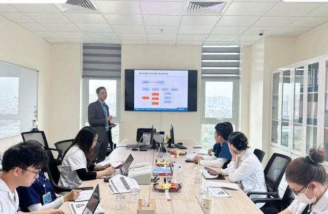 Eurofins GENTIS và Bệnh viện Phenikaa tăng cường trao đổi chuyên môn về xét nghiệm di truyền trước chuyển phôi