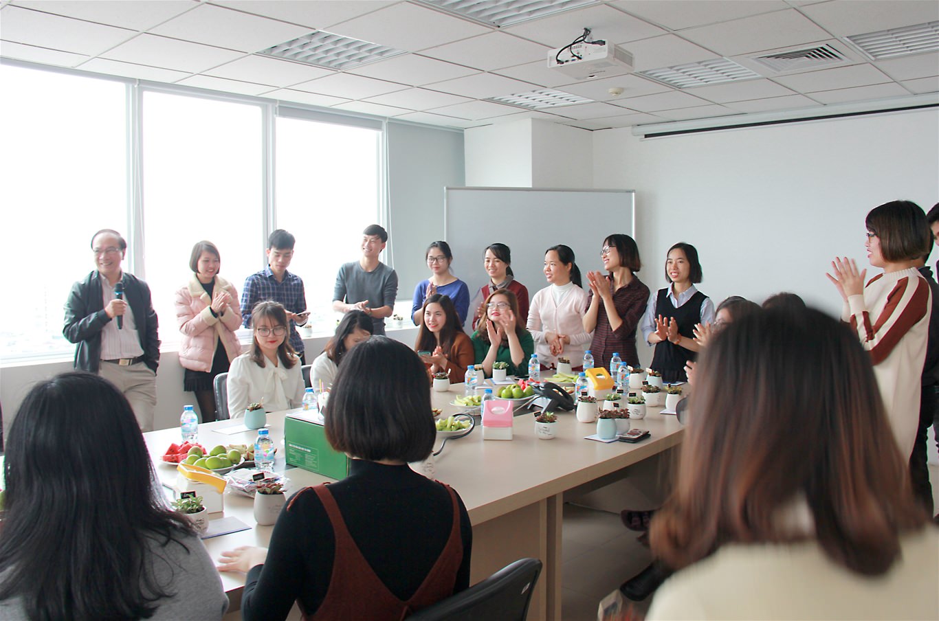 Gentis tưng bừng tổ chức giao lưu chào mừng 8/3