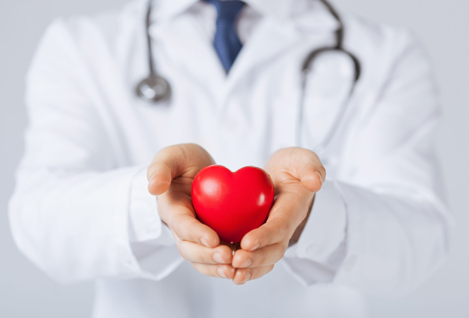 Có những nguyên nhân gì có thể dẫn đến việc tim thai to hơn bình thường?
